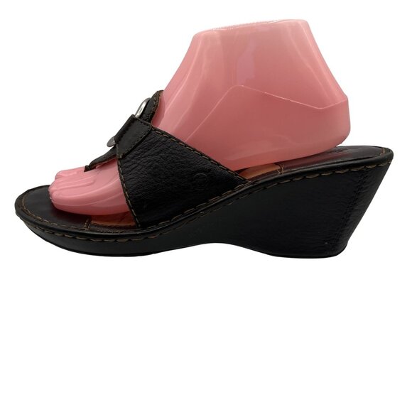 Born Womens 9 Brown Leather Wedge Sandals Thong Flip Flops Cushion Comfort - Picture 9 of 16